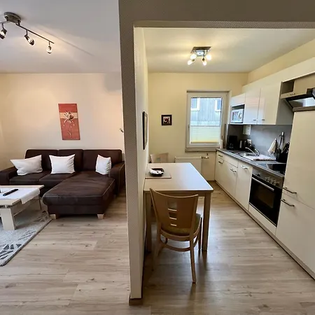 Zur Zweere Lägenhet *